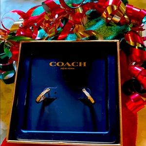 Coach Gold Hoop Earrings.      NWT